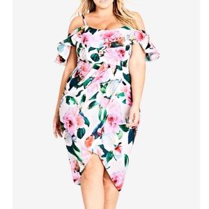 Beautiful floral City Chic dress
